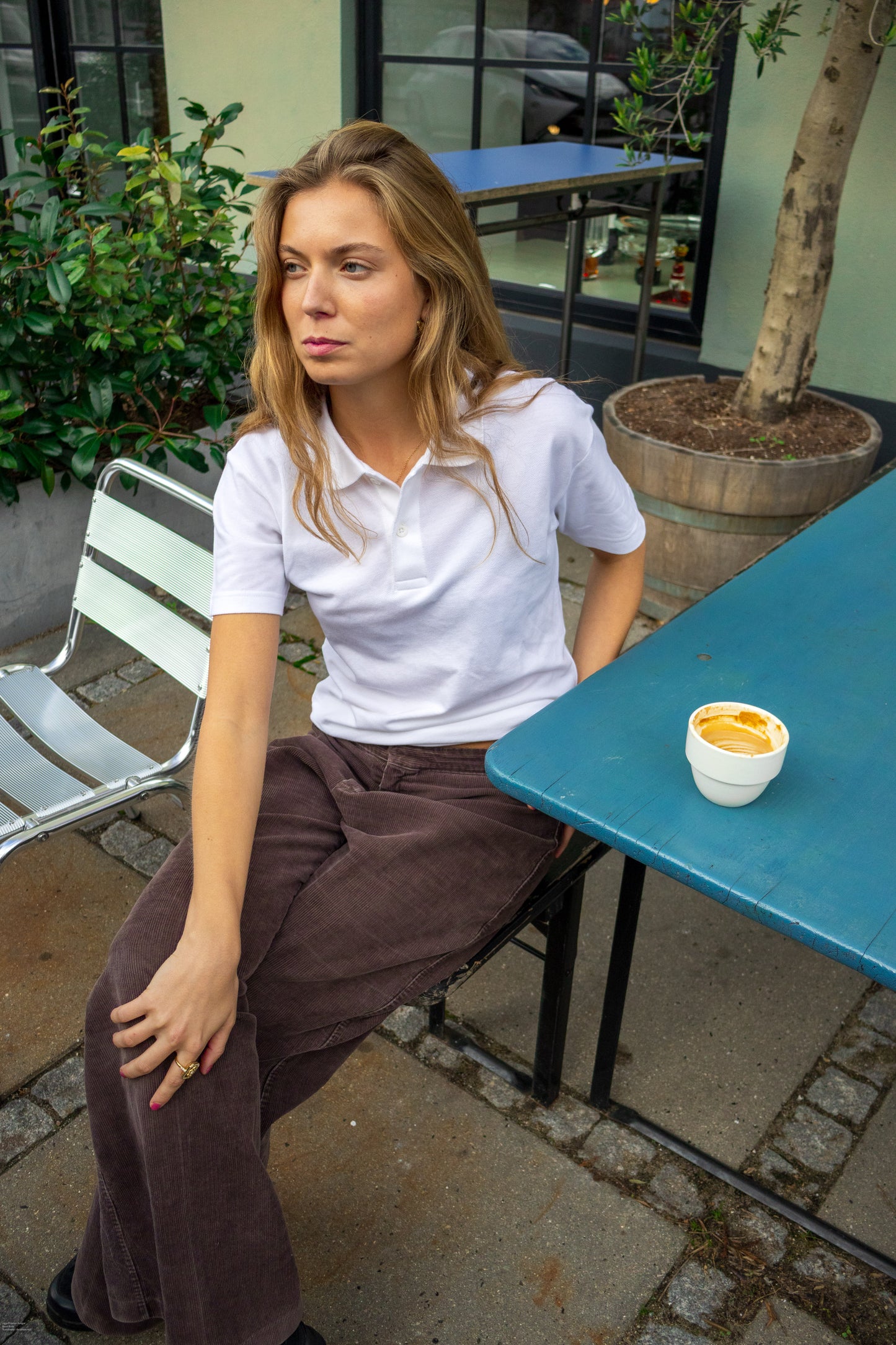 Wilma is 168 cm tall and wears size S. | white