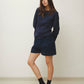 Laura is 180 cm tall and wears size M-L. | navy