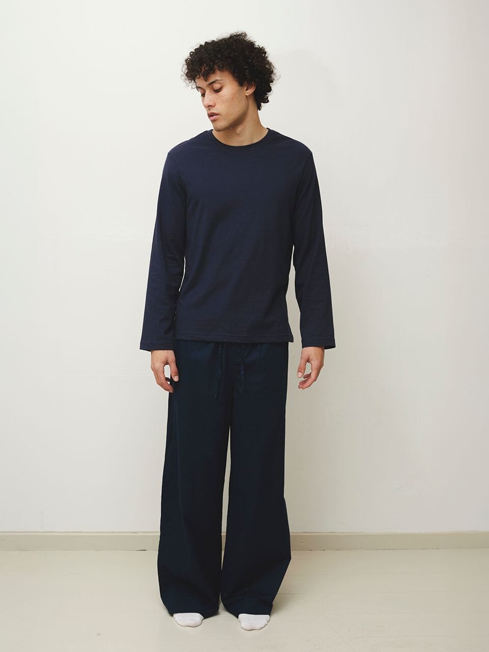 Martei is 188 cm tall and wears size L. | navy