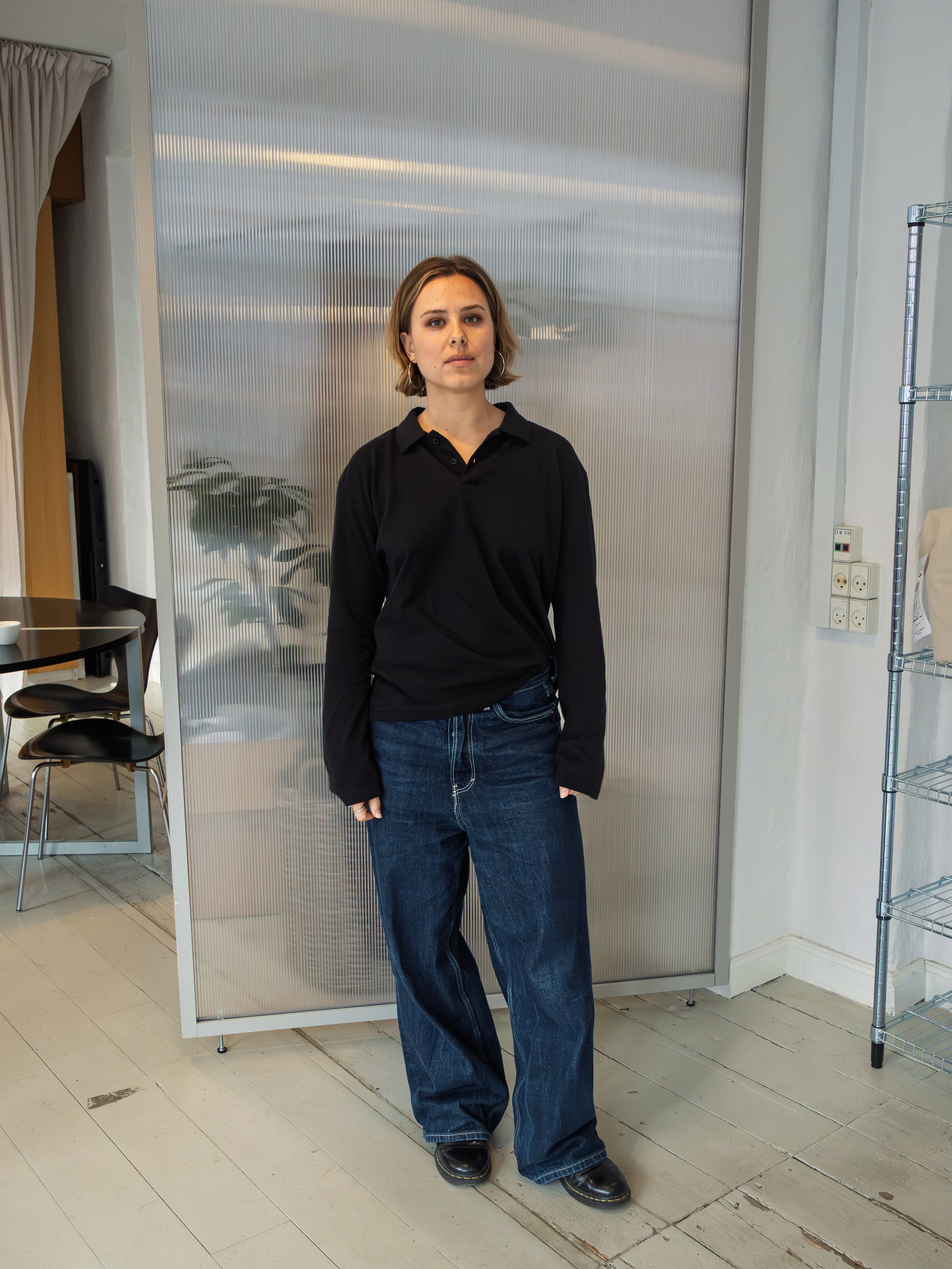 Emma is 167 cm tall and wears size M. | black